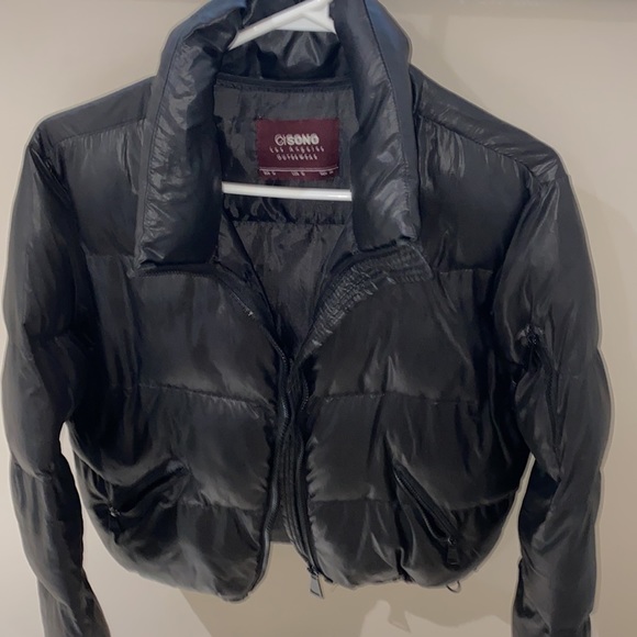 Cropped bomber jacket size medium - Picture 3 of 5